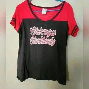 PROEDGE NHL Chicago Blackhawks Women's Tee black and red size xl fits more an M